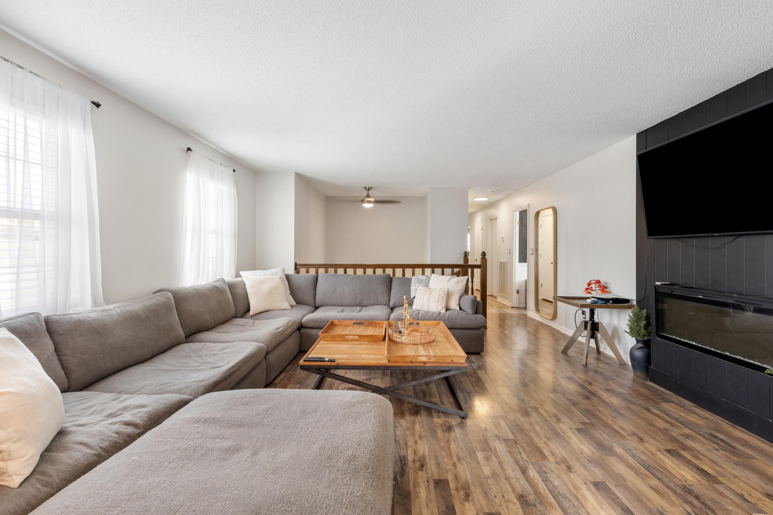 2712 St Lawrence Road Chattanooga, TN 37421 - Photo 7 of 50 Living Room