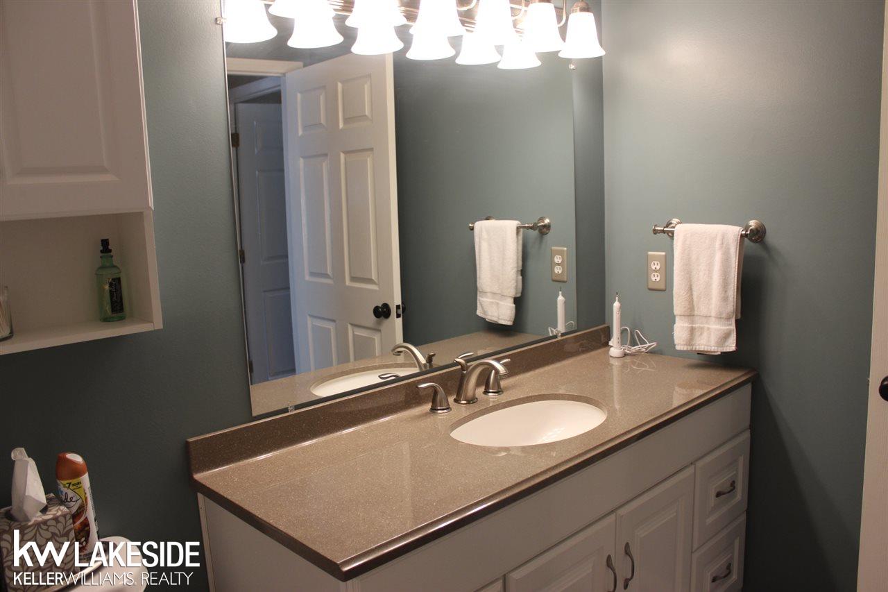 70424 Mellen Street Romeo, MI 48065 - Photo 16 of 36 31360149-15.JPG
