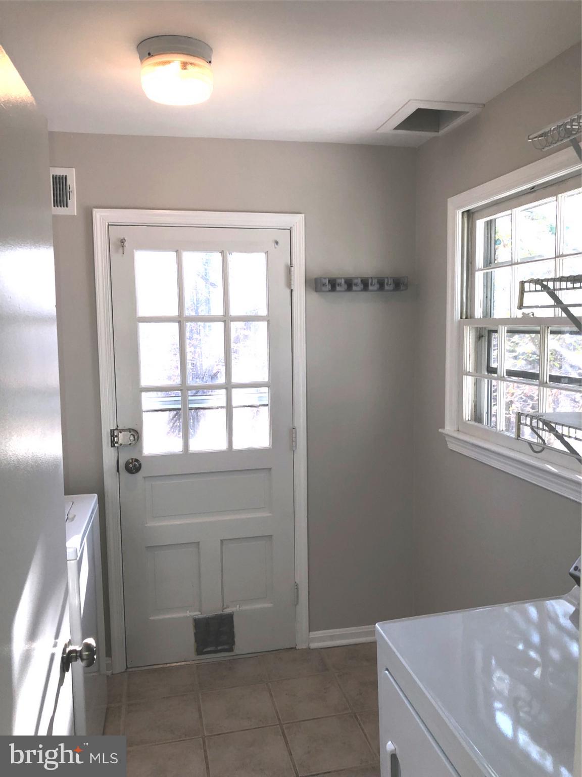 7911 Richfield Road Springfield, VA 22153 - Photo 20 of 40 Bright Laundry Room on Main Level