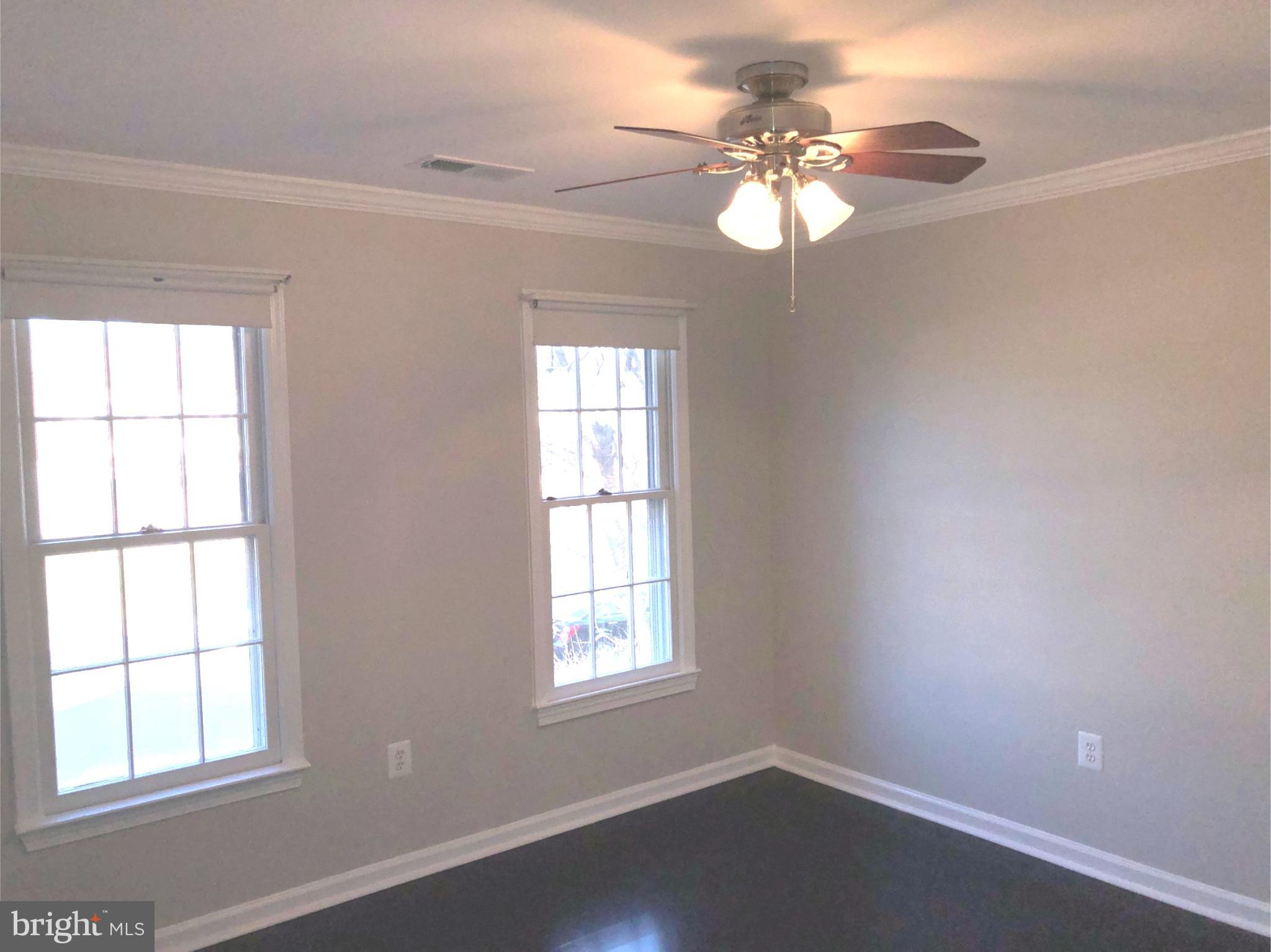 7911 Richfield Road Springfield, VA 22153 - Photo 28 of 40 Bedroom #3 with Ceiling Fan/Light