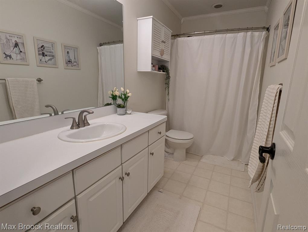 3741 Briarbrooke Lane Rochester, MI 48306 - Photo 33 of 43