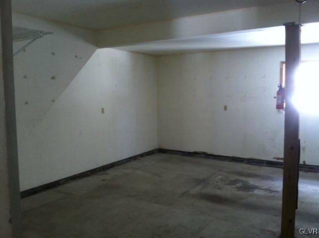 2695 Wassergass Road Hellertown, PA 18055 - Photo 16 of 27 Gallery Image 16