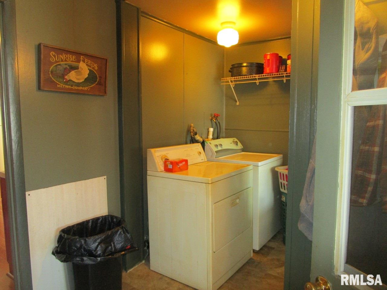 109 East 8th Street Canton, IL 61520 - Photo 14 of 50