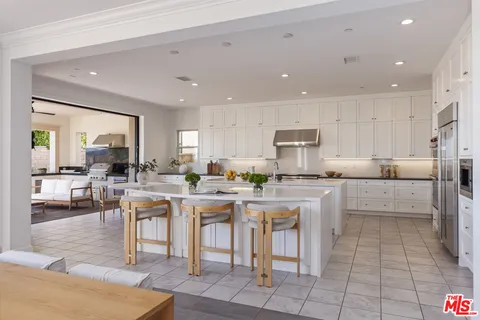 $2,975,000 | 20162 West Cromwell Way, Porter Ranch, CA 91326