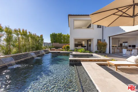 $2,975,000 | 20162 West Cromwell Way, Porter Ranch, CA 91326