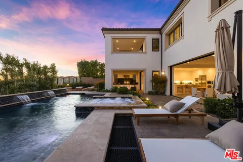 $2,975,000 | 20162 West Cromwell Way, Porter Ranch, CA 91326