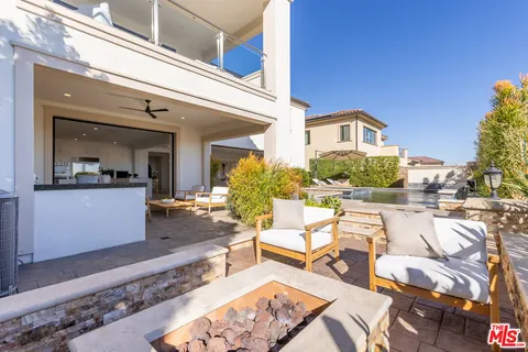 $2,975,000 | 20162 West Cromwell Way, Porter Ranch, CA 91326