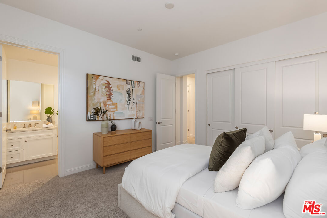 20162 West Cromwell Way Porter Ranch, CA 91326 - Photo 26 of 68