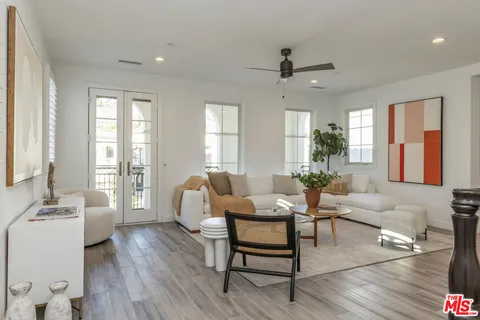 $2,975,000 | 20162 West Cromwell Way, Porter Ranch, CA 91326