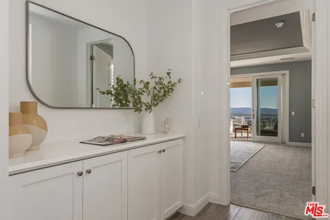 $2,975,000 | 20162 West Cromwell Way, Porter Ranch, CA 91326