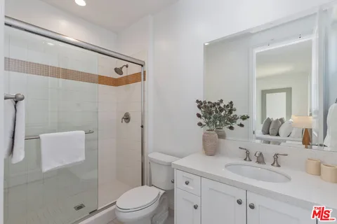 $2,975,000 | 20162 West Cromwell Way, Porter Ranch, CA 91326