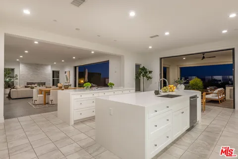 $2,975,000 | 20162 West Cromwell Way, Porter Ranch, CA 91326