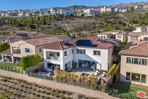 $2,975,000 | 20162 West Cromwell Way, Porter Ranch, CA 91326