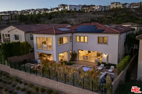 $2,975,000 | 20162 West Cromwell Way, Porter Ranch, CA 91326