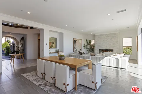 $2,975,000 | 20162 West Cromwell Way, Porter Ranch, CA 91326