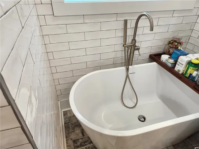 $695,000 | 110 Crepe Myrtle Lane, Anderson, SC 29625