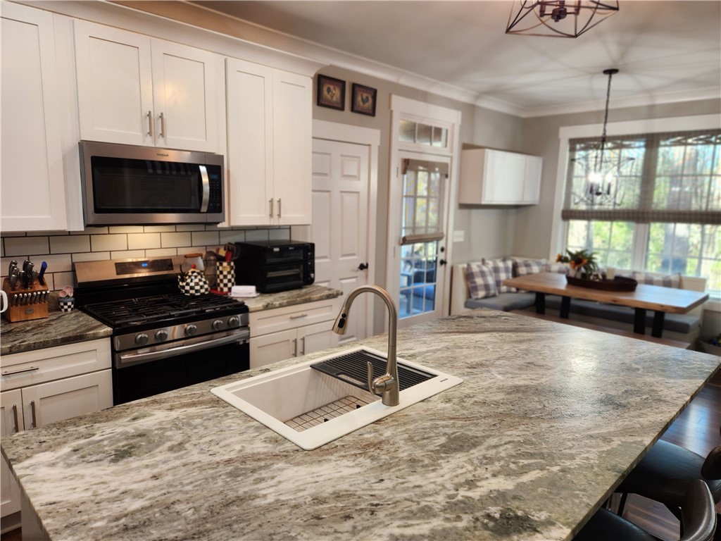 110 Crepe Myrtle Lane Anderson, SC 29625 - Photo 5 of 49