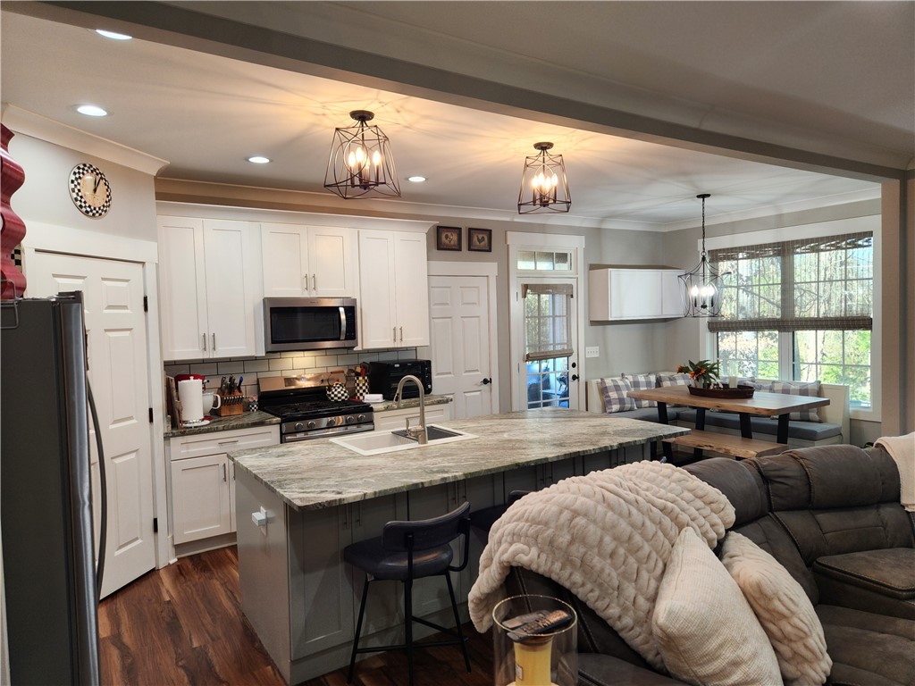 110 Crepe Myrtle Lane Anderson, SC 29625 - Photo 8 of 49