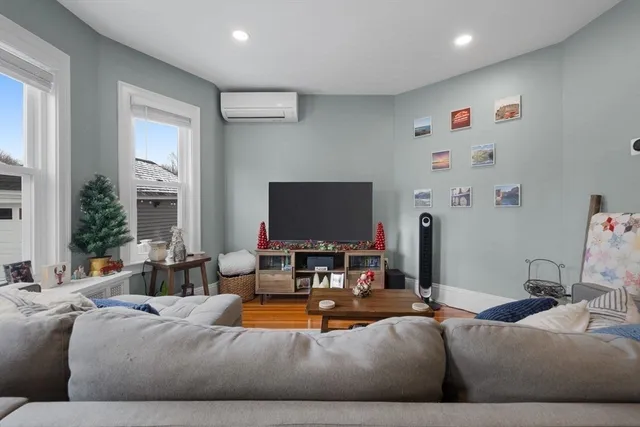 $649,000 | 11 Richard Street, Saugus, MA 01906