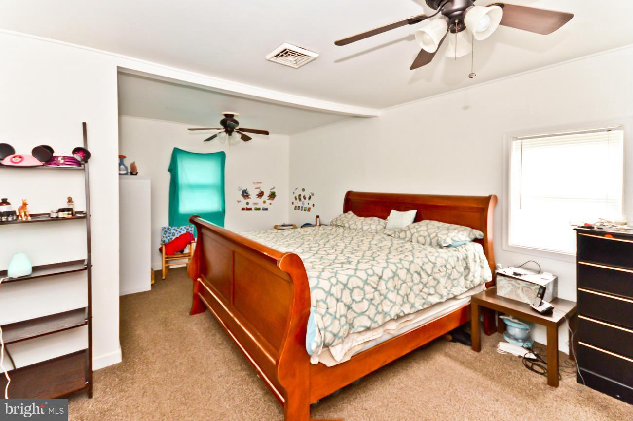 12827 West Hatton Road Newburg, MD 20664 - Photo 7 of 10 Bedroom (Master)