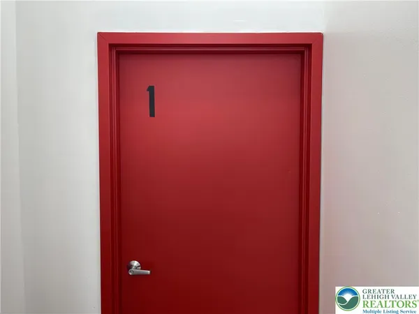 $2,250 | 711 West Chew Street, Unit 1, Allentown, PA 18102