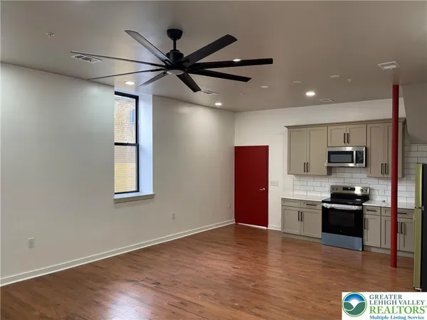 $2,250 | 711 West Chew Street, Unit 1, Allentown, PA 18102