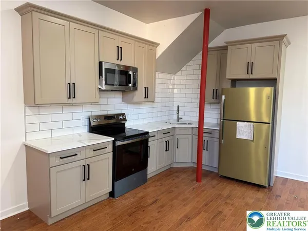 $2,250 | 711 West Chew Street, Unit 1, Allentown, PA 18102