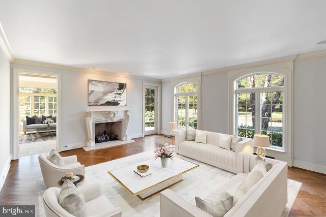 591 Sentinel Road Moorestown, NJ 08057 - Photo 3 of 38 Gallery Image 3
