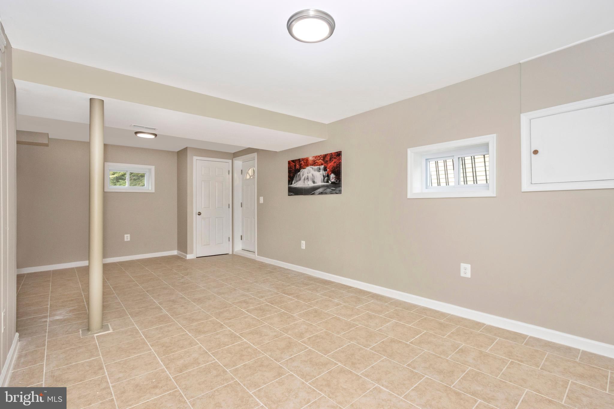5923 Shady Spring Avenue Baltimore, MD 21237 - Photo 31 of 52 Gallery Image 31