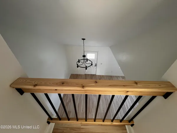 $145,000 | 1255 East County Line Road, Unit G1, Jackson, MS 39211