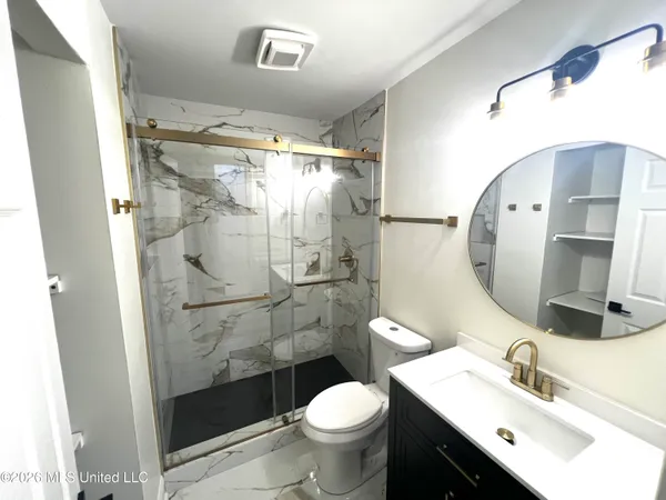 $145,000 | 1255 East County Line Road, Unit G1, Jackson, MS 39211