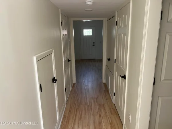$145,000 | 1255 East County Line Road, Unit G1, Jackson, MS 39211