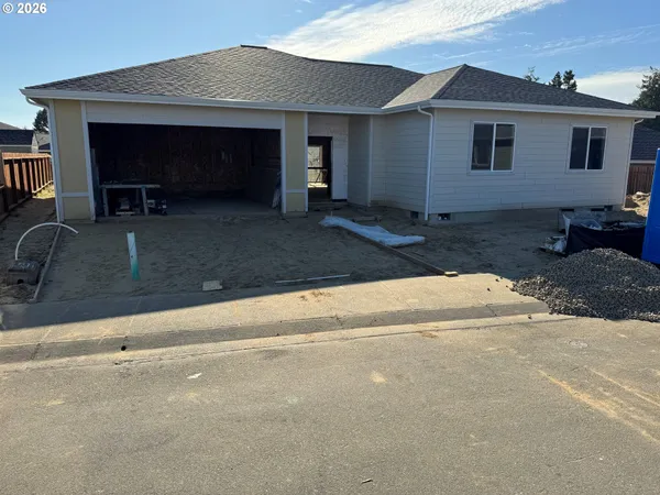 $525,000 | 1854 Cabezon Court, North Bend, OR 97459