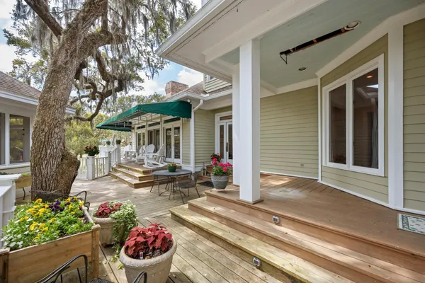 $1,950,000 | 110 Swan Point Road, Georgetown, SC 29440