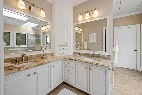 $1,950,000 | 110 Swan Point Road, Georgetown, SC 29440