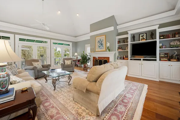 $1,950,000 | 110 Swan Point Road, Georgetown, SC 29440