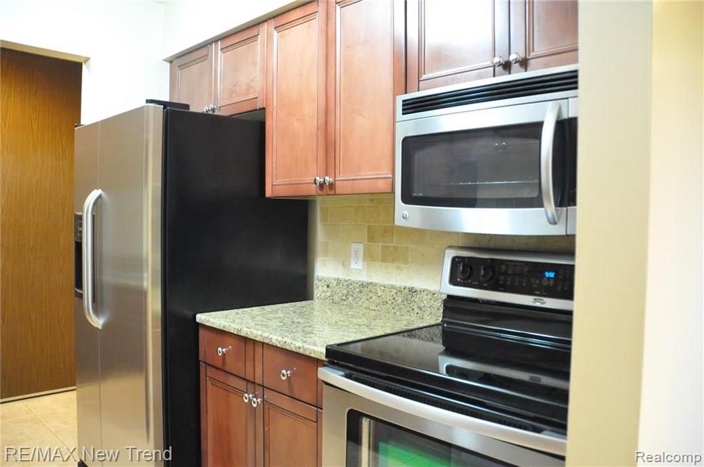 30042 Twelve Mile Road, Unit 57 Farmington, MI 48334 - Photo 25 of 29