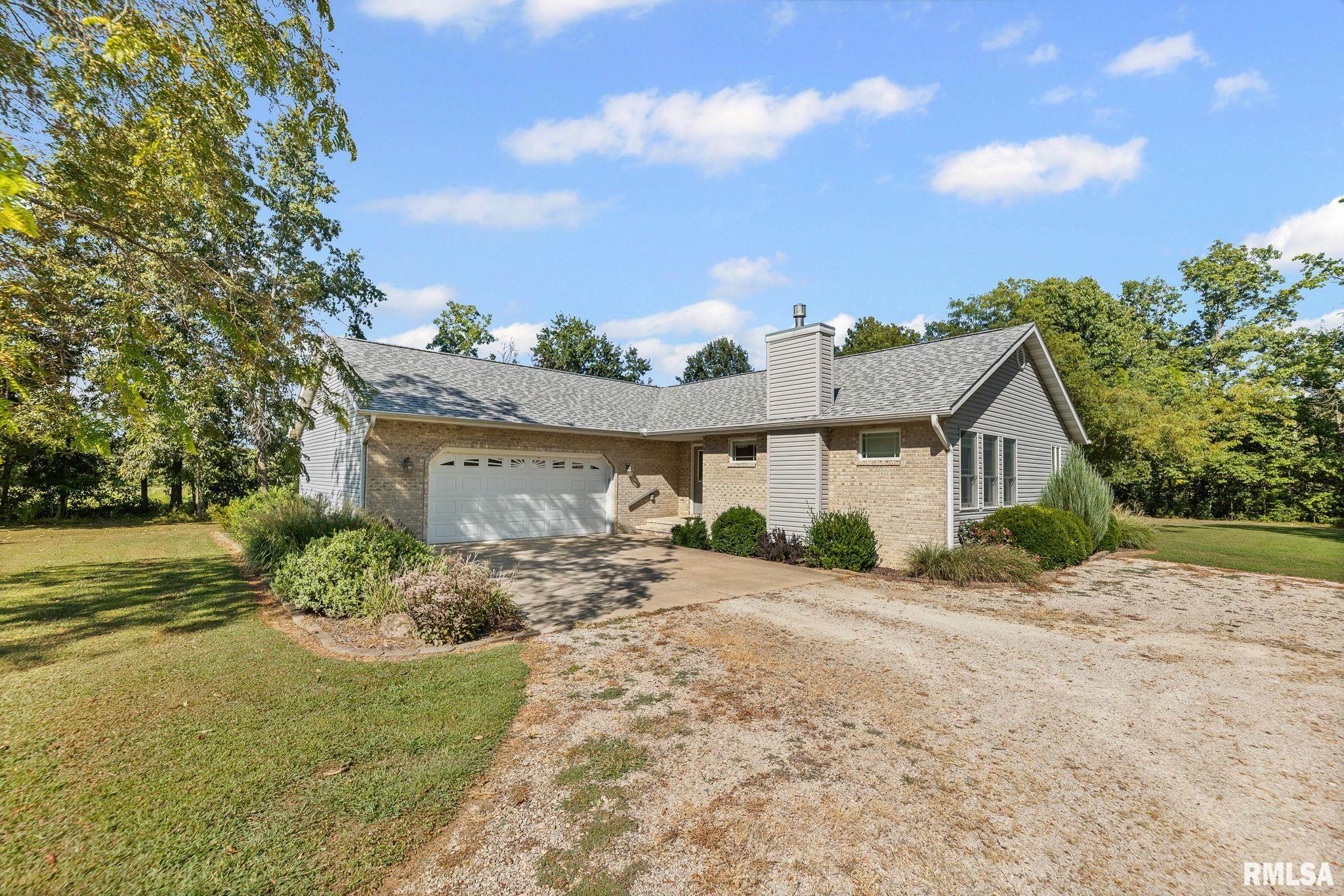 6458 Bailey Road Salem, IL 62881 - Photo 1 of 56