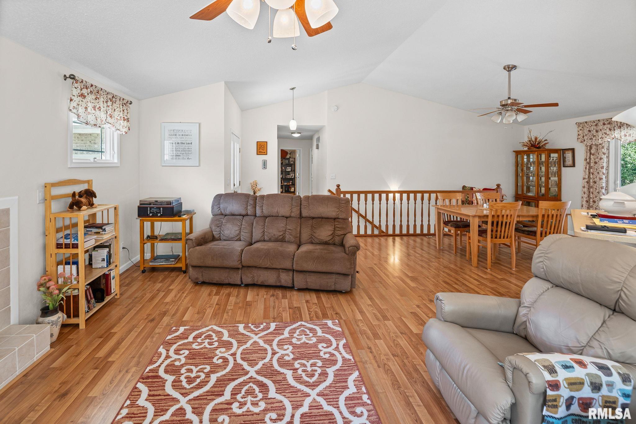 6458 Bailey Road Salem, IL 62881 - Photo 20 of 56