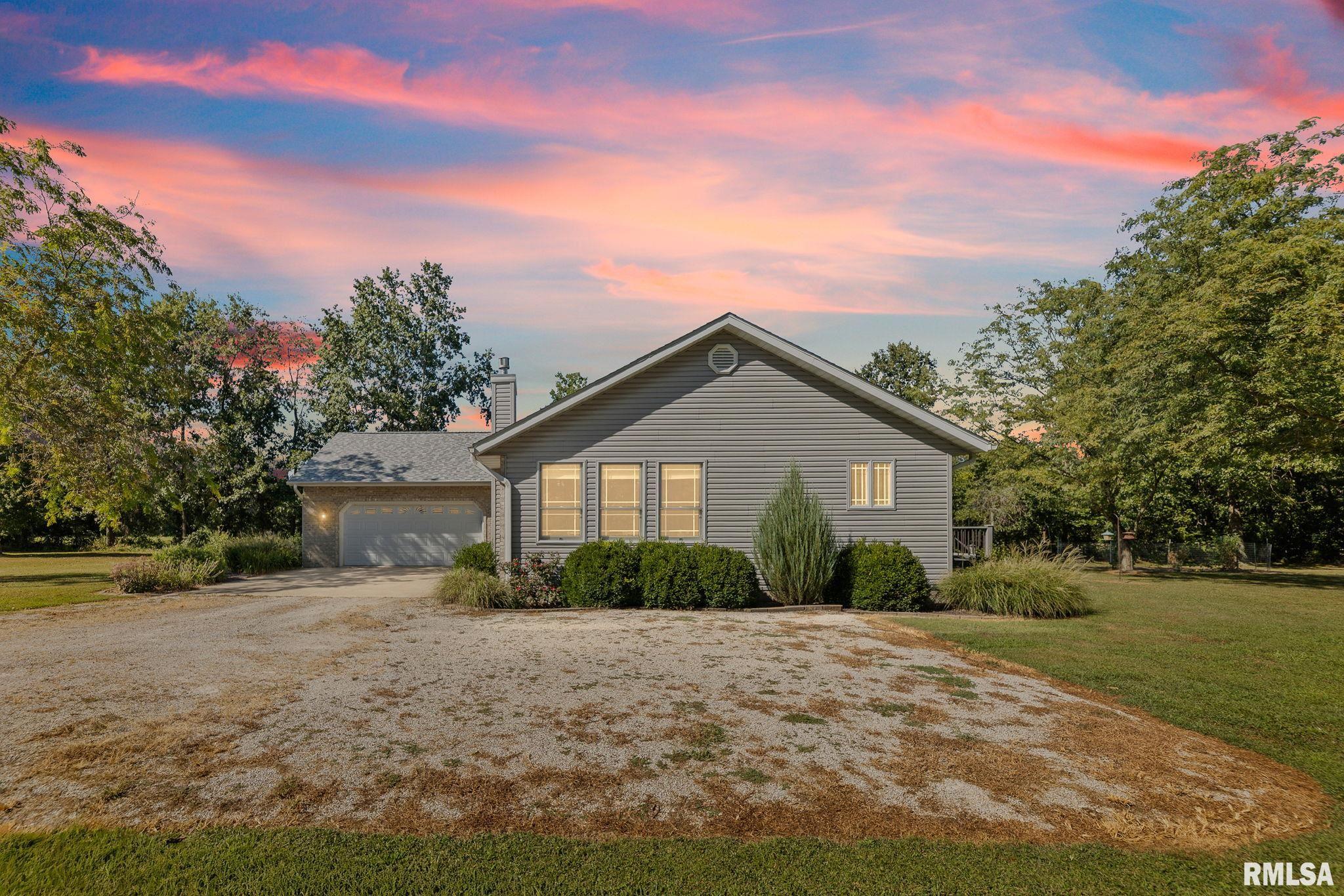 6458 Bailey Road Salem, IL 62881 - Photo 2 of 56