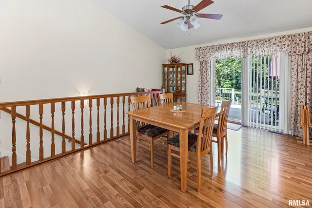 $320,000 | 6458 Bailey Road, Salem, IL 62881