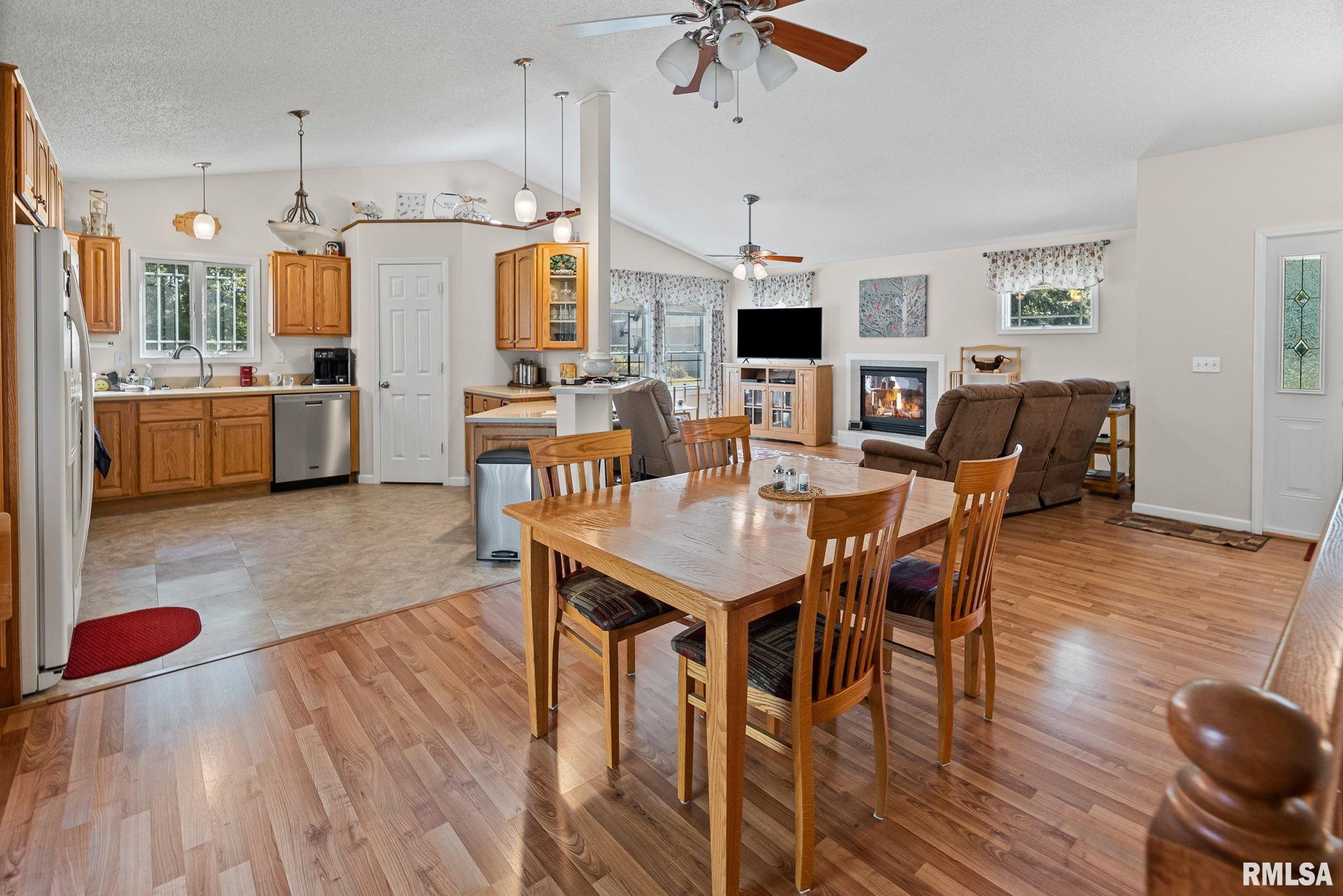 6458 Bailey Road Salem, IL 62881 - Photo 23 of 56