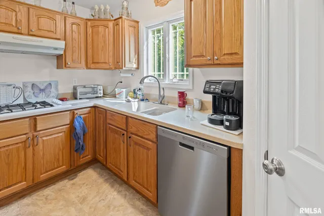 $320,000 | 6458 Bailey Road, Salem, IL 62881