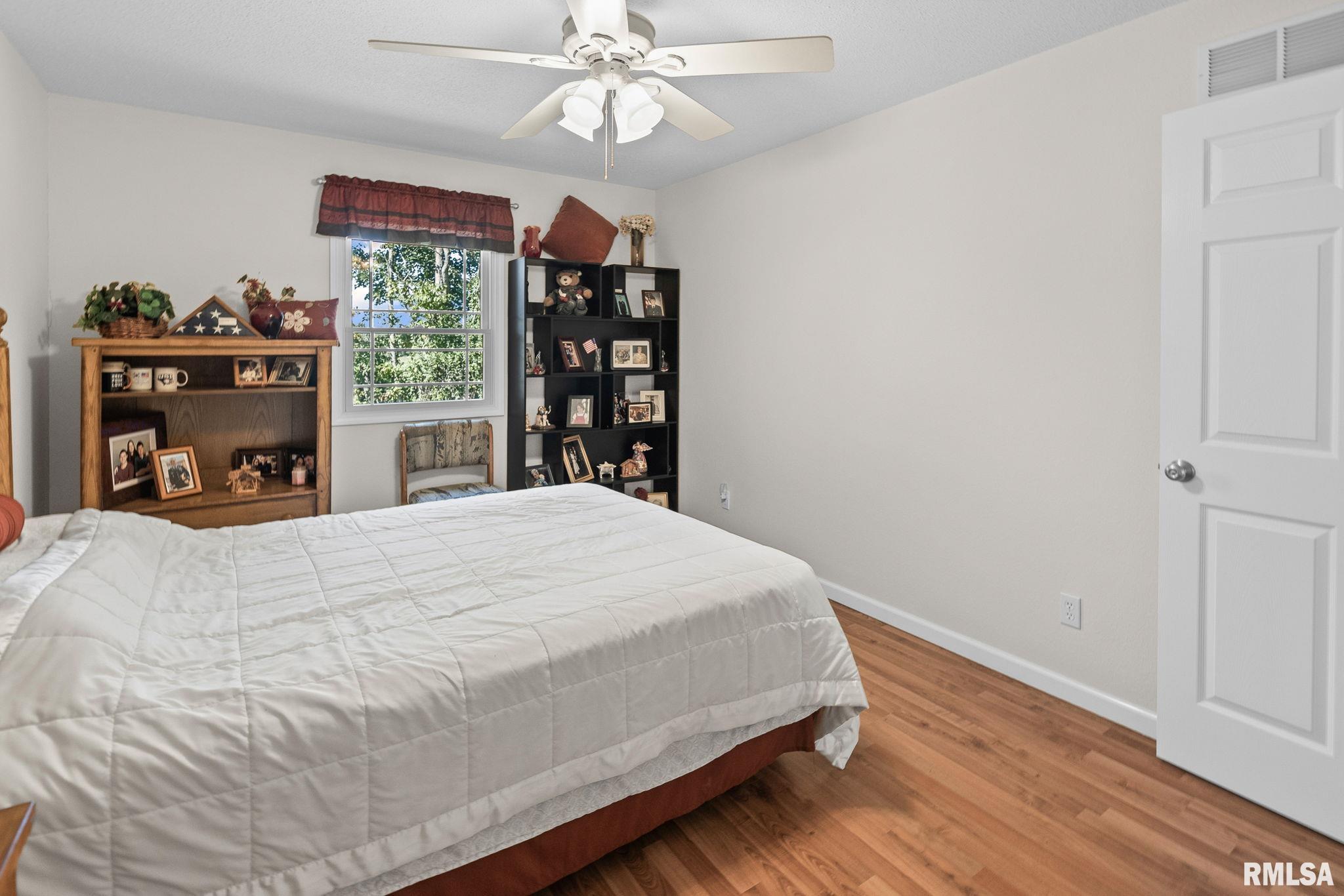 6458 Bailey Road Salem, IL 62881 - Photo 32 of 56