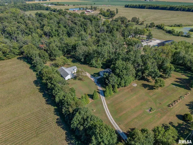 $320,000 | 6458 Bailey Road, Salem, IL 62881