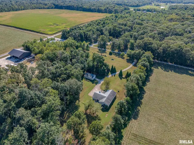 $320,000 | 6458 Bailey Road, Salem, IL 62881