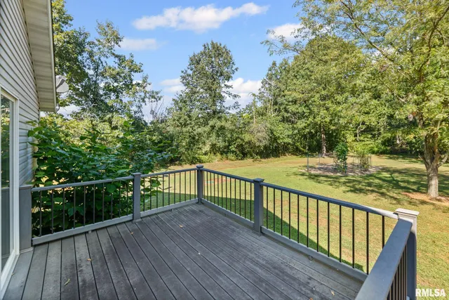 $320,000 | 6458 Bailey Road, Salem, IL 62881