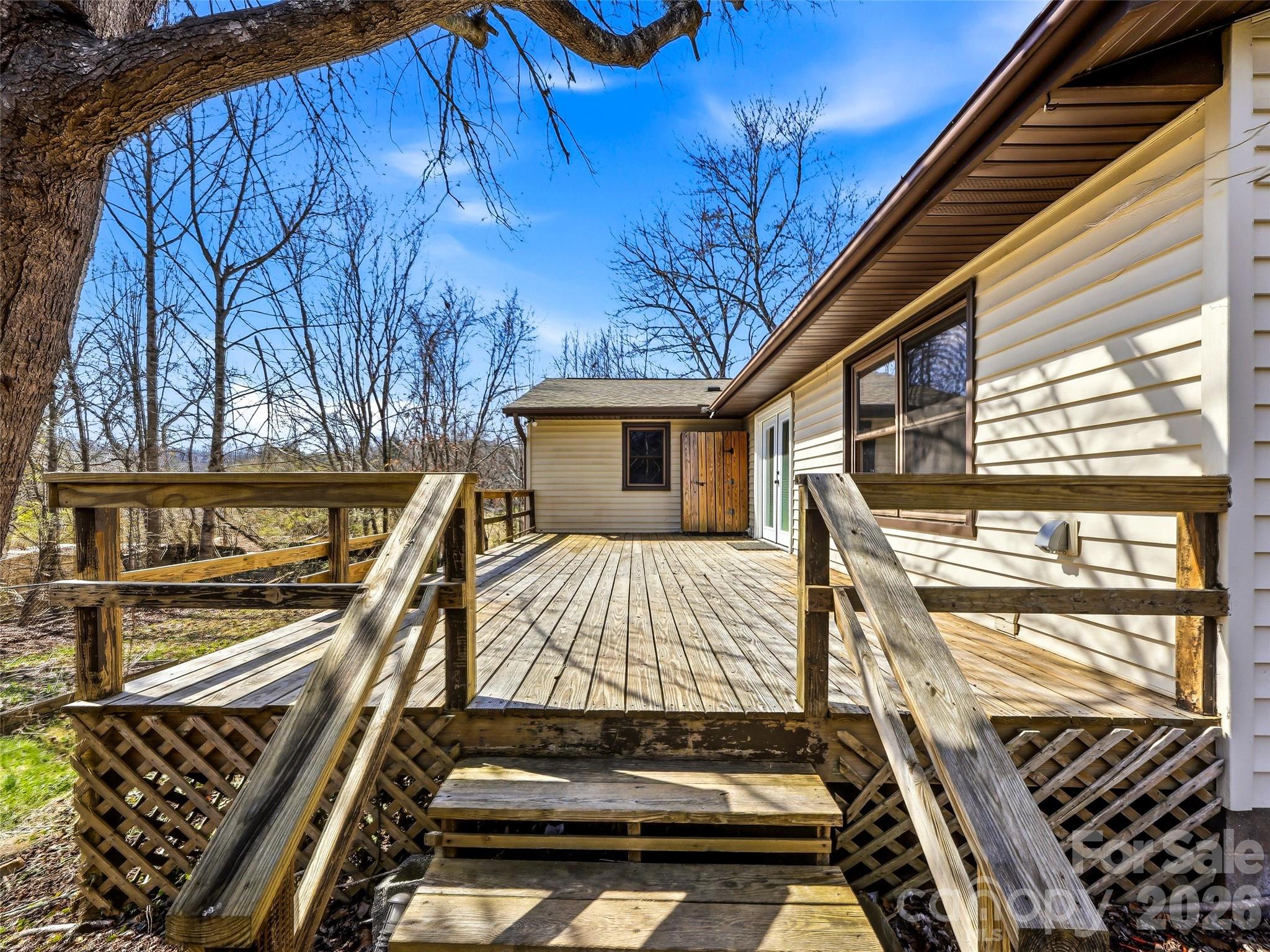 7 Nelson Road Hendersonville, NC 28791 - Photo 27 of 33 Gallery Image 27