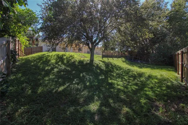 a view of outdoor space