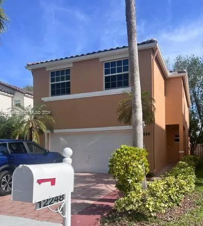 $4,200 | Plantation Acres, Plantation, FL 33325